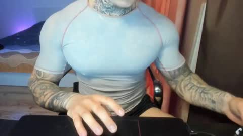 Snapshot of babylewisss chatting on April 21, 2:45 pm Amil online show from April 21, 2:45 pm