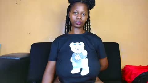 babyluciax online show from March 25, 4:46 pm