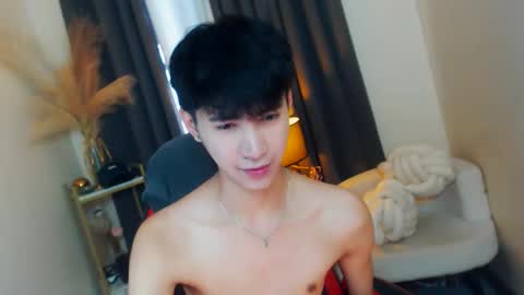 call me james online show from November 27, 6:04 am