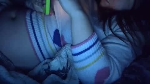 babymom1 online show from February 26, 1:00 am