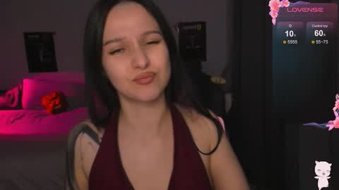 Snapshot of babymooon chatting on December 22, 5:32 pm BabyMooon online show from December 22, 5:32 pm