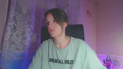 Sonya online show from November 28, 6:54 pm