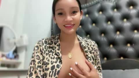 Snapshot of babynexy69 chatting on March 2, 5:19 am Nexie online show from March 2, 5:19 am