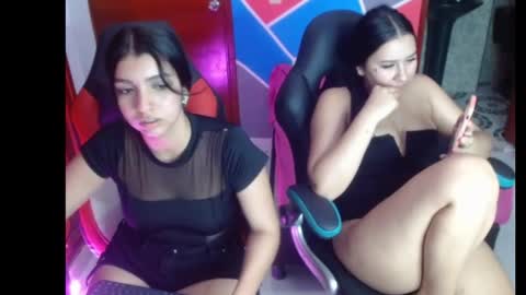 Luna and kimma  online show from March 3, 4:29 am