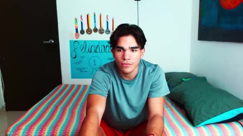 sebas online show from November 12, 8:08 pm