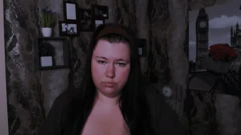 Snapshot of babytaera_ chatting on July 2, 9:04 am BabyTaera online show from July 2, 9:04 am