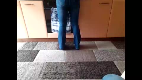 babyuby3 online show from September 14, 9:52 am