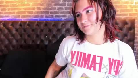 Snapshot of babyysnake chatting on June 13, 6:11 am daya independent model online show from June 13, 6:11 am