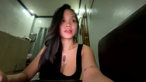 Snapshot of babyzarah2002 chatting on April 25, 2:14 am zarah online show from April 25, 2:14 am