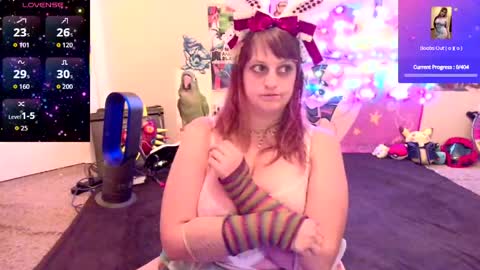 Snapshot of babyzelda chatting on April 26, 3:26 am BabyZelda online show from April 26, 3:26 am