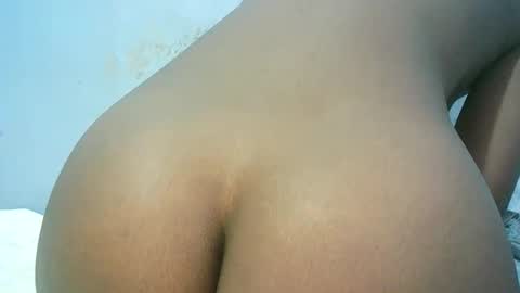 Snapshot of babyzuri chatting on January 19, 11:58 am Zuri online show from January 19, 11:58 am