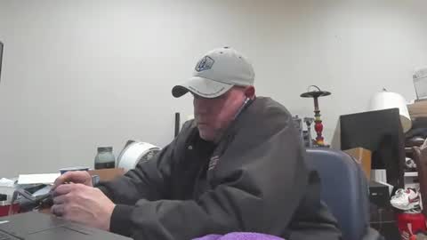 bad_boy4u2abuse online show from December 15, 5:44 am