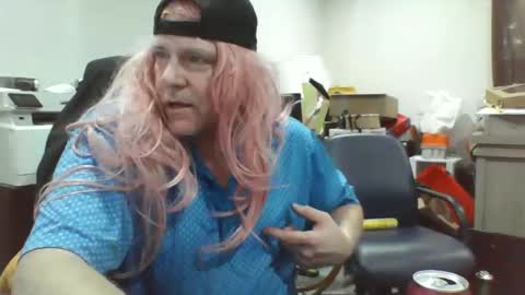 Snapshot of bad_boy4u2abuse chatting on June 9, 1:12 pm bad_boy4u2abuse online show from June 9, 1:12 pm