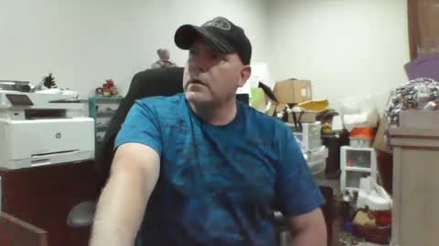 Snapshot of bad_boy4u2abuse chatting on June 22, 10:51 pm bad_boy4u2abuse online show from June 22, 10:51 pm