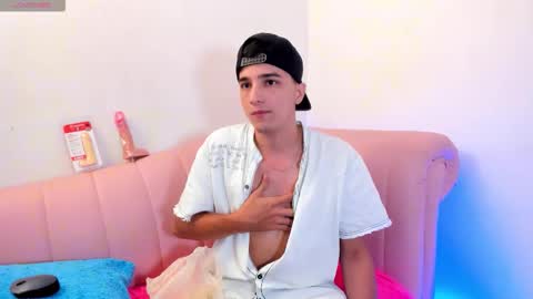 bad_boy_21_ online show from March 11, 10:38 pm