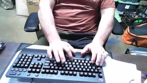 Snapshot of bad_dad158 chatting on September 18, 12:12 am bad_dad158 online show from September 18, 12:12 am