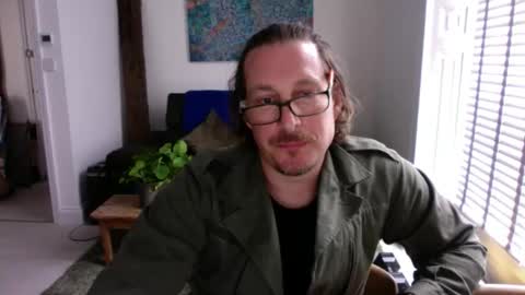 Snapshot of bad_dad43 chatting on June 5, 6:52 am Bad dad43 online show from June 5, 6:52 am