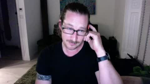 Snapshot of bad_dad43 chatting on June 27, 11:10 pm Bad dad43 online show from June 27, 11:10 pm