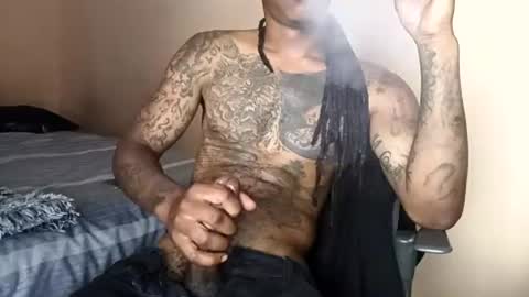 Snapshot of bad_dawgg chatting on July 13, 8:28 am rastafaria online show from July 13, 8:28 am