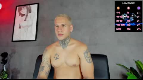 Snapshot of bad_liam chatting on May 20, 3:24 am Liam online show from May 20, 3:24 am