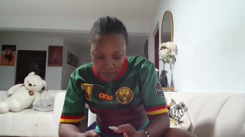 Snapshot of baddestslut001 chatting on June 2, 8:33 pm baddestslut001 online show from June 2, 8:33 pm
