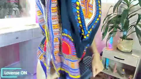 Snapshot of baddie_delaylaa chatting on April 2, 6:49 pm BADDIE DELAYLA online show from April 2, 6:49 pm