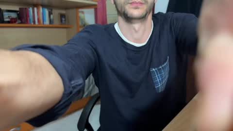 Badguy online show from April 25, 8:06 pm