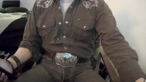 Mexican livin Off the Wall online show from February 3, 12:20 am