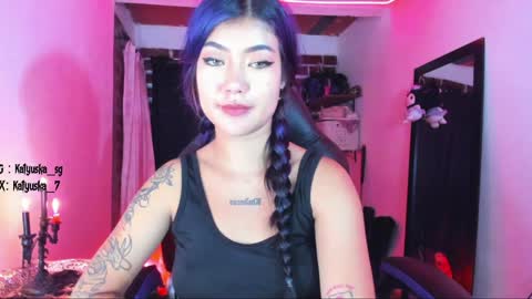        Please help me to reach 100 thumbs up online show from December 12, 11:36 pm