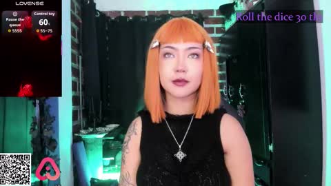        Please help me to reach 100 thumbs up online show from December 5, 4:36 pm