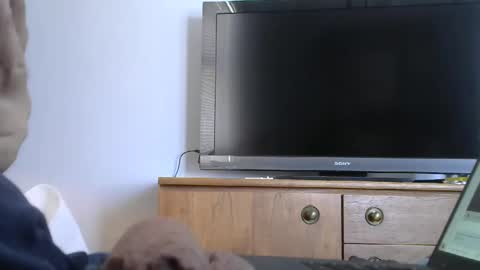 Snapshot of badlad10 chatting on February 5, 6:12 pm badlad10 online show from February 5, 6:12 pm