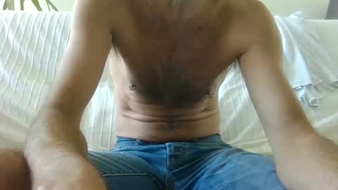Snapshot of badmax35 chatting on May 1, 11:37 am badmax online show from May 1, 11:37 am