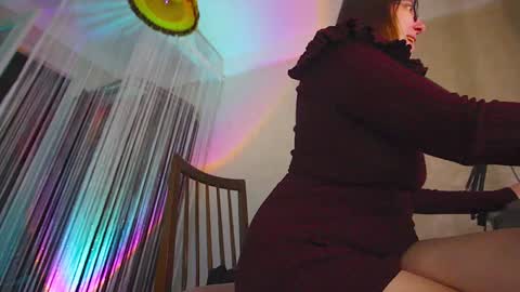 engely online show from December 14, 2:10 pm