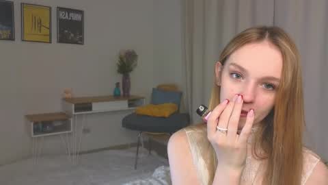 Snapshot of baeyoda chatting on May 6, 4:01 pm Kate online show from May 6, 4:01 pm