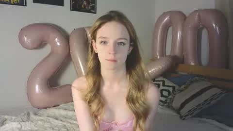Snapshot of baeyoda chatting on June 20, 4:43 pm Kate online show from June 20, 4:43 pm