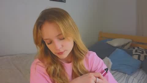 Snapshot of baeyoda chatting on July 5, 5:09 pm Kate online show from July 5, 5:09 pm