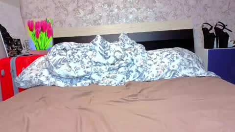 Snapshot of baiambel_mi chatting on April 30, 3:40 pm holly online show from April 30, 3:40 pm