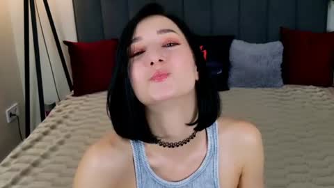 Snapshot of baileelynn chatting on June 19, 12:31 pm Bailyn online show from June 19, 12:31 pm