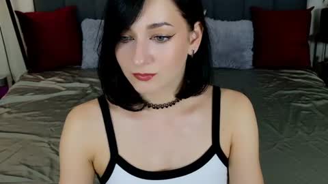 Snapshot of baileelynn chatting on July 3, 10:10 am Bailyn online show from July 3, 10:10 am