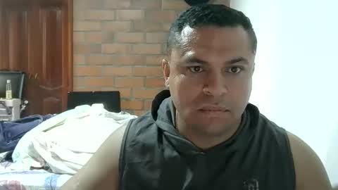 Snapshot of balomil chatting on March 14, 10:59 pm balomil online show from March 14, 10:59 pm