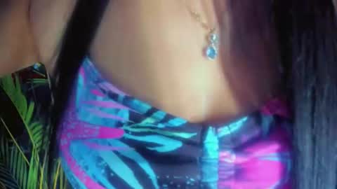 Snapshot of balzescarlett chatting on May 16, 8:07 pm balzescarlett online show from May 16, 8:07 pm
