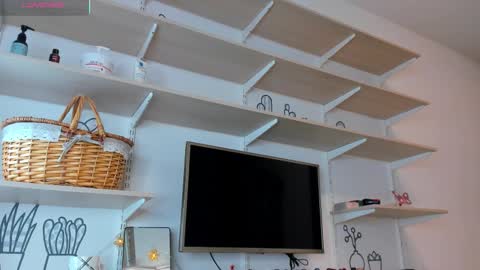 Kira online show from March 9, 11:53 pm