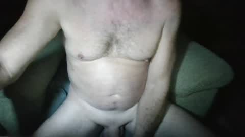 Snapshot of bamabreeze1966 chatting on June 30, 5:08 am bamabreeze1966 online show from June 30, 5:08 am