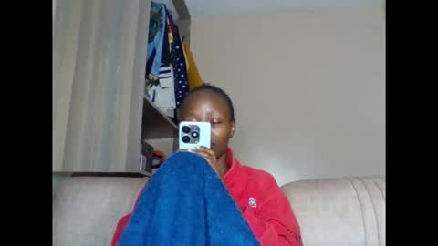 Snapshot of bambi_bunnie chatting on June 8, 7:25 pm Bambi online show from June 8, 7:25 pm