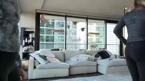 bambifarrina online show from February 15, 9:22 pm