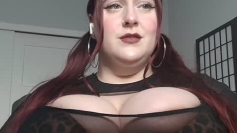Snapshot of bambixxlynn chatting on June 25, 10:58 pm bambixxlynn online show from June 25, 10:58 pm