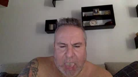 banana5289 online show from February 5, 8:02 pm