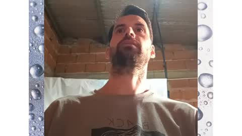 Ezequiel online show from December 22, 10:25 pm