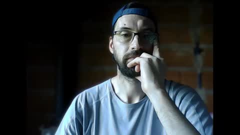 Ezequiel online show from October 6, 5:10 pm