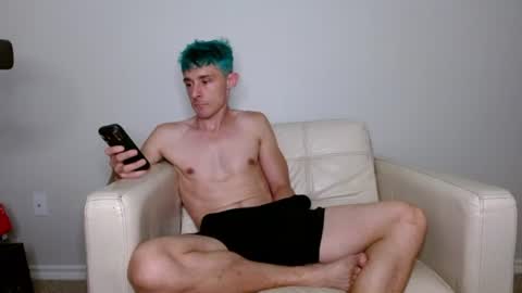 Snapshot of bananacurvesleft chatting on July 9, 1:42 am bananacurvesleft online show from July 9, 1:42 am